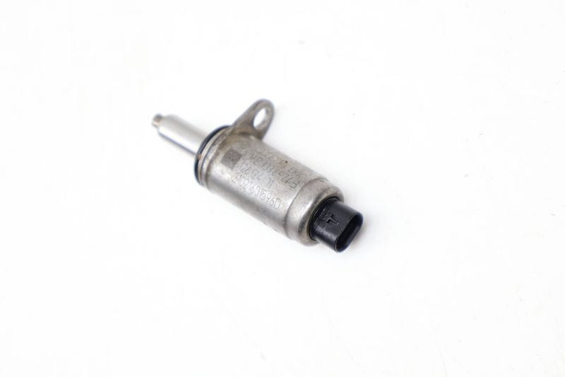 Cam Valve / Camshaft Adjustment Solenoid 06E103697AB — Used (SKU 675362)