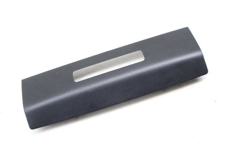 Dome Reading Light Trim 3CN867072A — Used (SKU 675454)