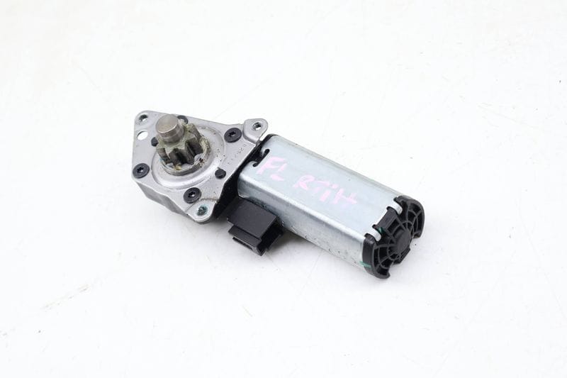 Rear Tilt / Height Seat Motor 3QF959111A — Used (SKU 675512)