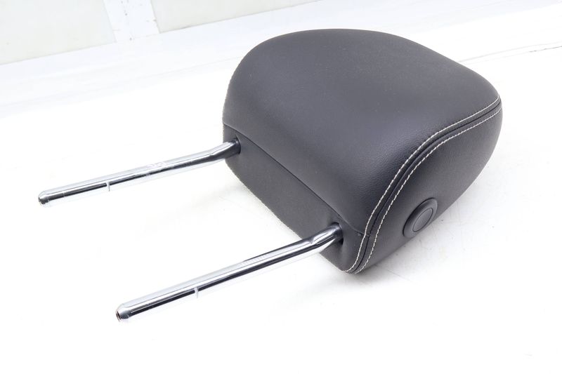 Headrest / Head Rest 3CN881901H — Used (SKU 675487)