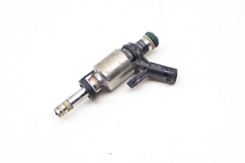 Fuel Injector 06A906036Q — Used (SKU 675358)