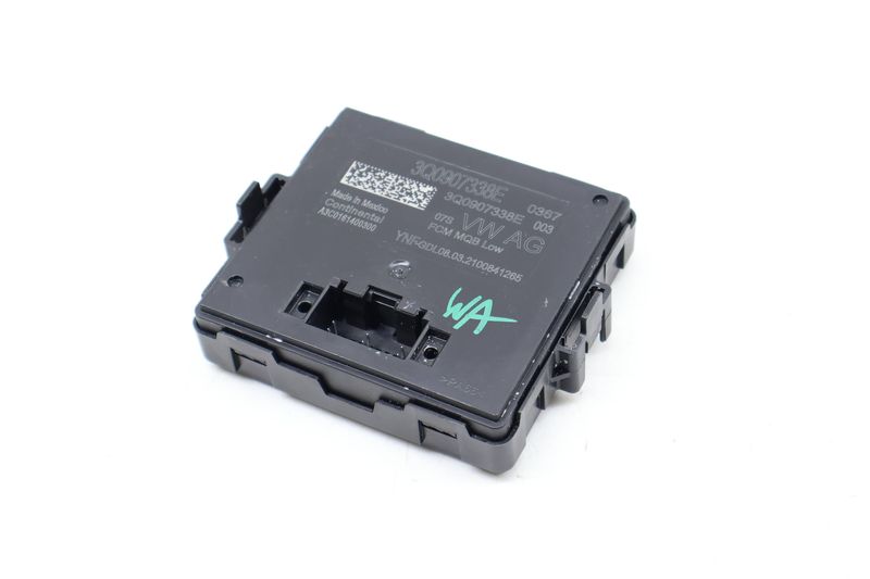 Headlight Cornering Light Module 3Q0907338E — Used (SKU 675334)