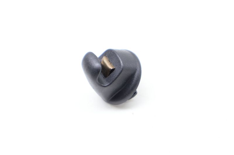Sun Visor Clip / Bracket 3CN857561 — Used (SKU 675299)