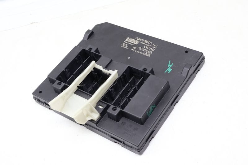 Onboard Supply Control Module 5Q0937085CG — Used (SKU 675325)