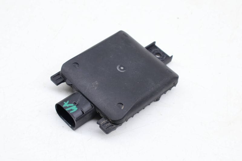 Blind Spot Detection Control Module (MASTER) 2Q0907686B — Used (SKU 675347)