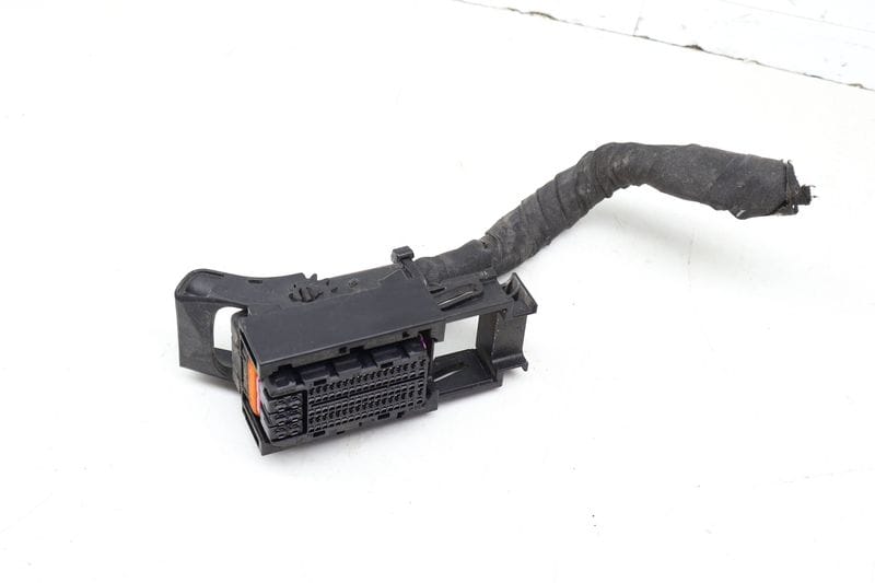 ECU / Engine Module Wiring Connector / Pigtail (91-PIN) 4H0906971A — Used (SKU 706382)