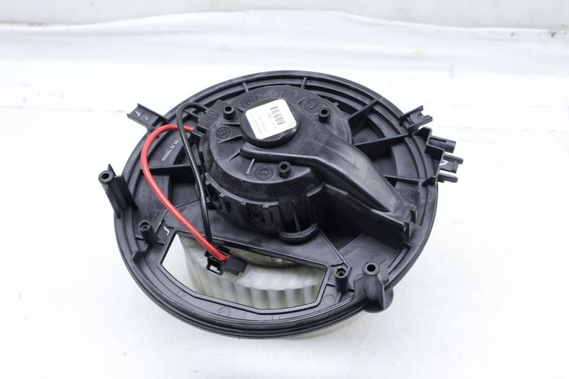 Blower Motor / Fan 3QF819021 — Used (SKU 668863)