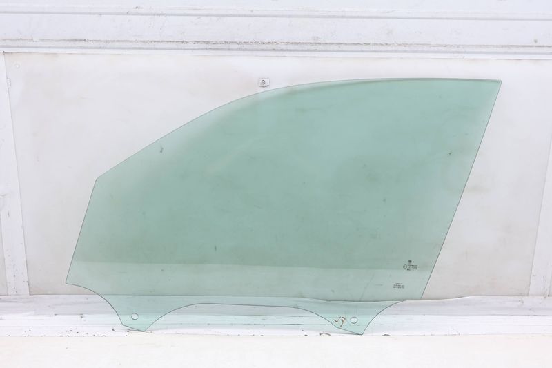 Door Window Glass 3CN845201 — Used (SKU 668597)