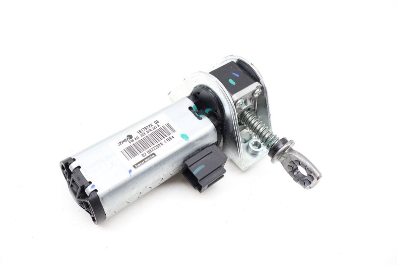 Front Tilt Seat Motor 3QF959247A — Used (SKU 723468)