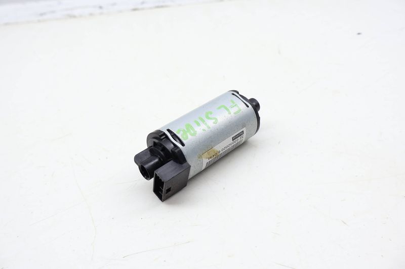 Slide Seat Motor (LONGITUDINAL) 80A881105E — Used (SKU 706127)
