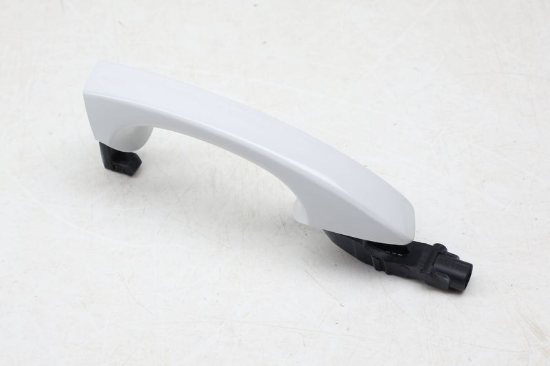Exterior Door Handle 5GM837206A — Used (SKU 668612)