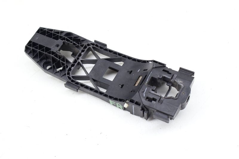 Exterior Door Handle Bracket 5N0839885H — Used (SKU 706096)