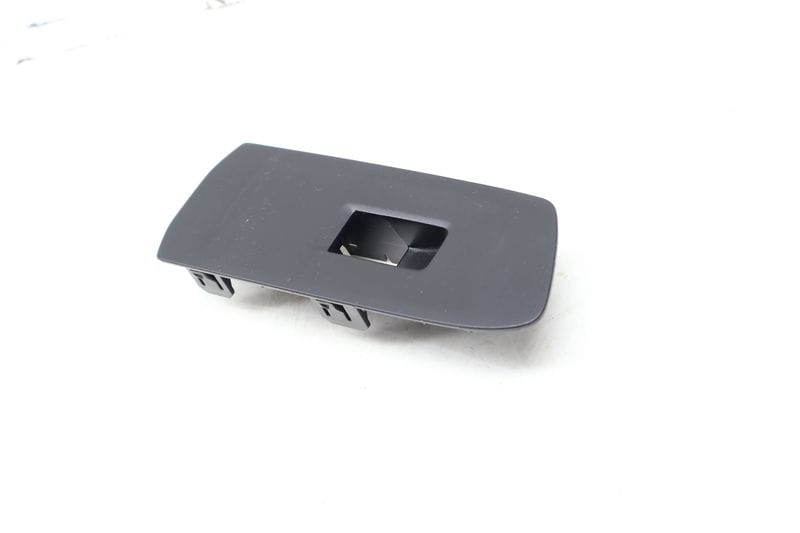 Window Switch Trim 3CN867256 — Used (SKU 668716)