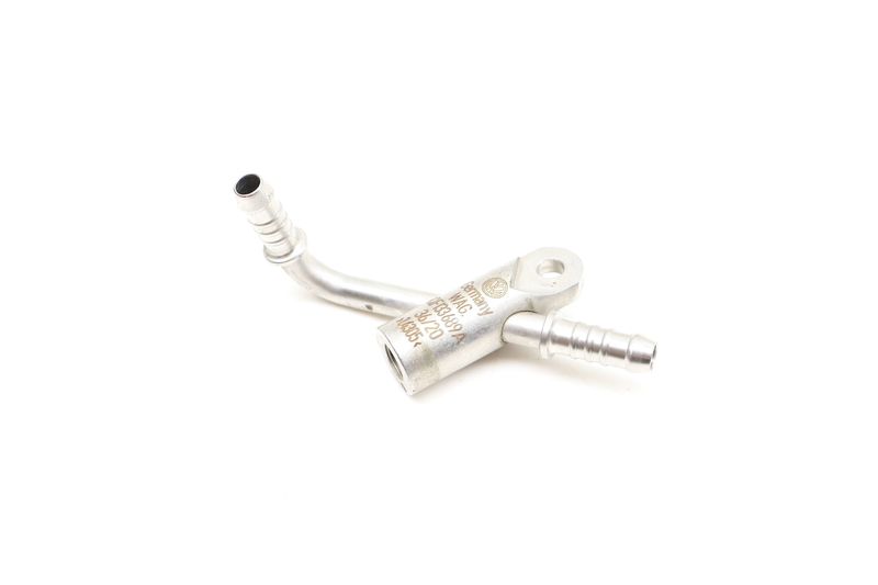 Fuel Line / Hose 3QF133689A — Used (SKU 723296)