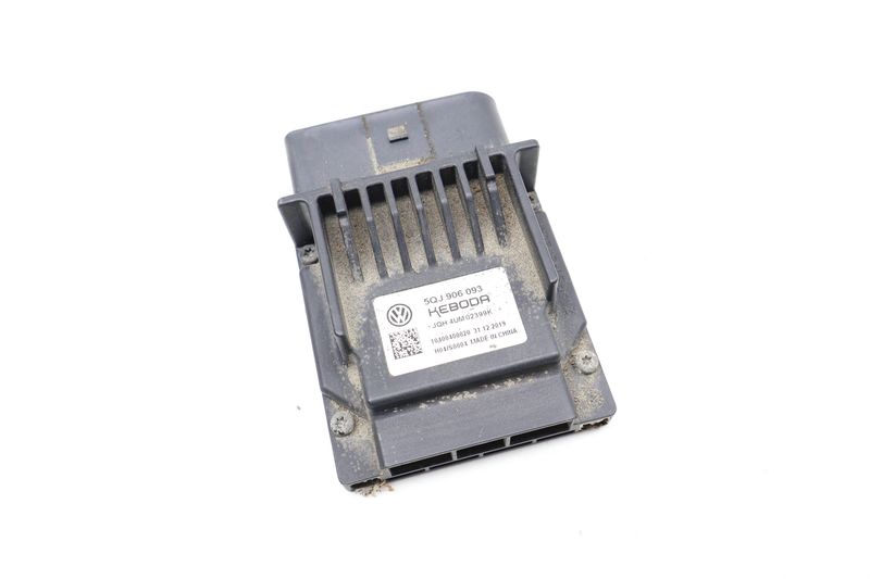 Fuel Pump Delivery Control Module 5QJ906093 — Used (SKU 705738)
