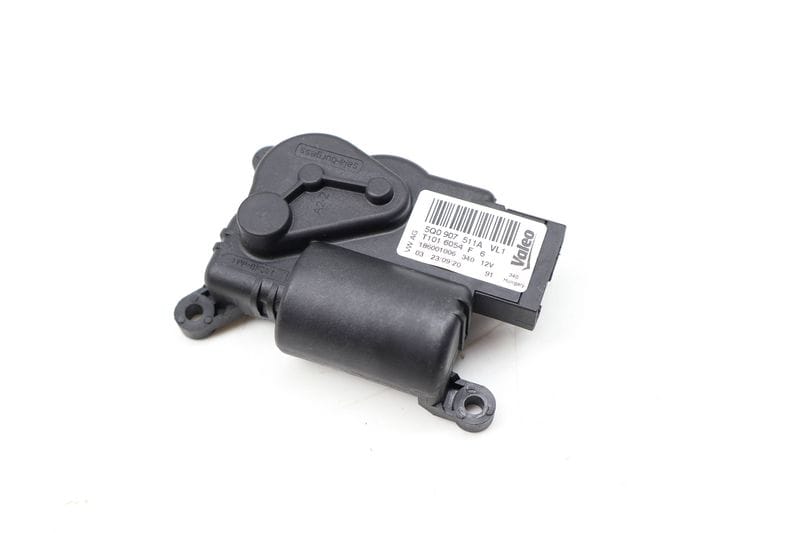 HVAC Flap / Servo Air Motor / Actuator 5Q0907511A — Used (SKU 723120)
