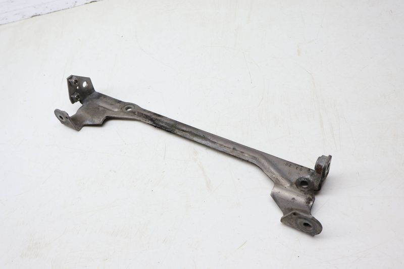 Intake Manifold Support Bracket 03H133229B — Used (SKU 706134)