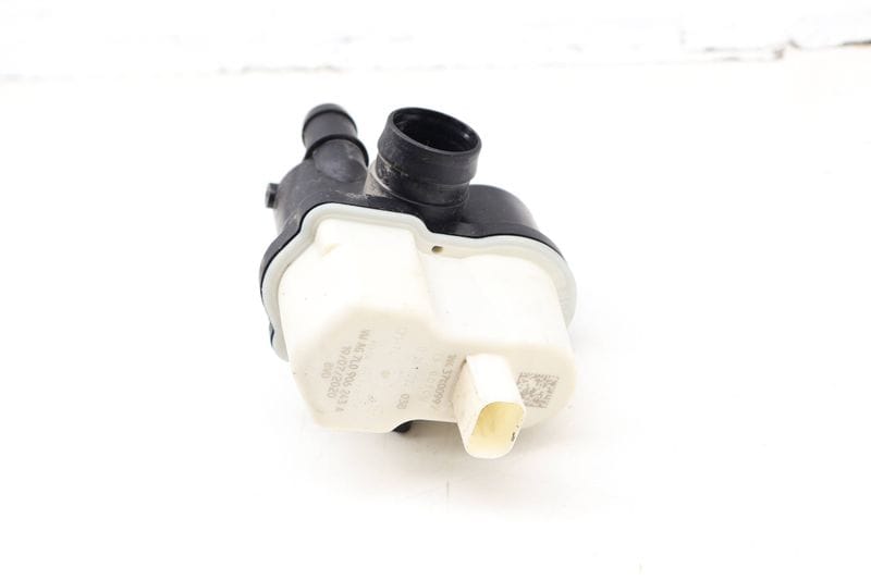 Leak Detection Pump / Ldp 7L0906243A — Used (SKU 723272)