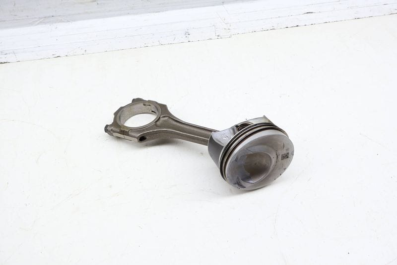 Piston w/ Connecting Rod 03H107065CD — Used (SKU 706215)