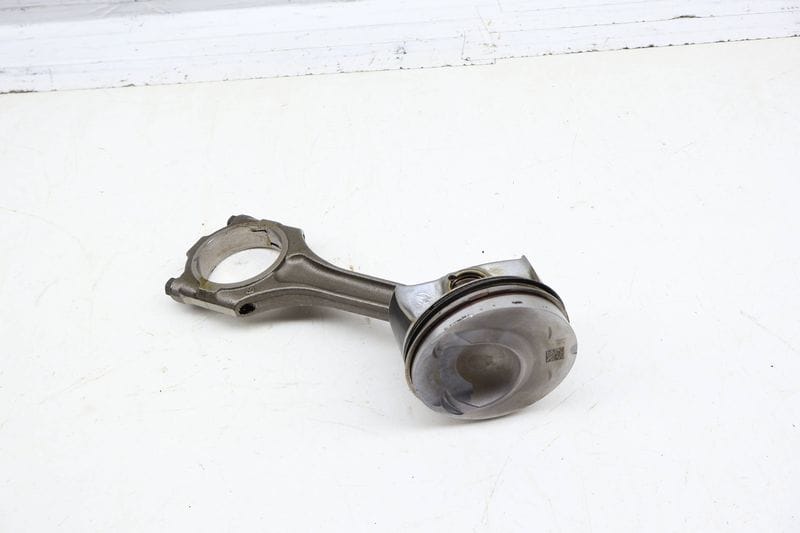 Piston w/ Connecting Rod 03H107065CD — Used (SKU 706216)