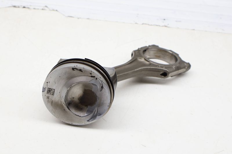 Piston w/ Connecting Rod 03H107065CD — Used (SKU 723676)