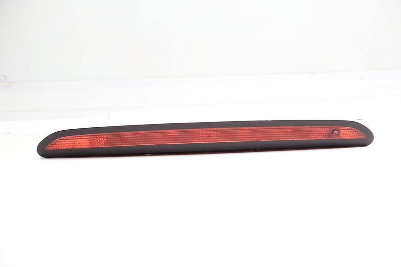 Center / Third Brake Light 3CN945087 — Used (SKU 723416)