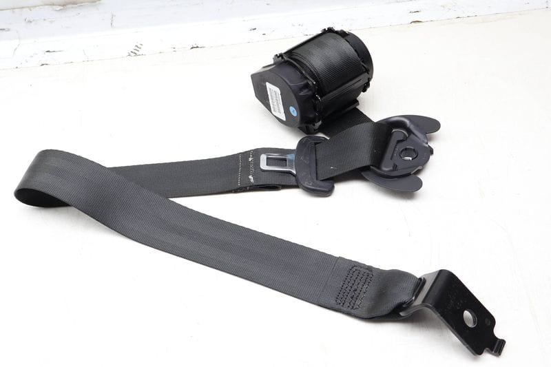 2ND Row Seat Belt Retractor 3CN857805 — Used (SKU 668666)