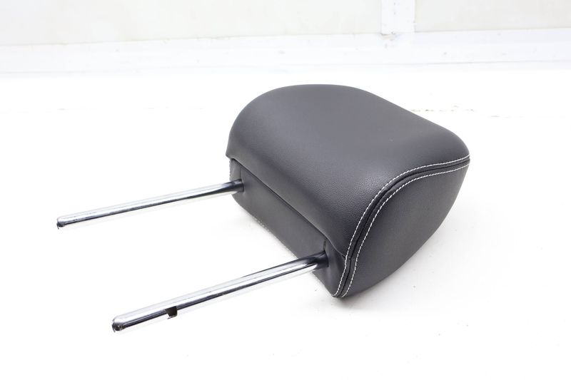 2ND Row Headrest / Head Rest 3CN885901G — Used (SKU 723596)