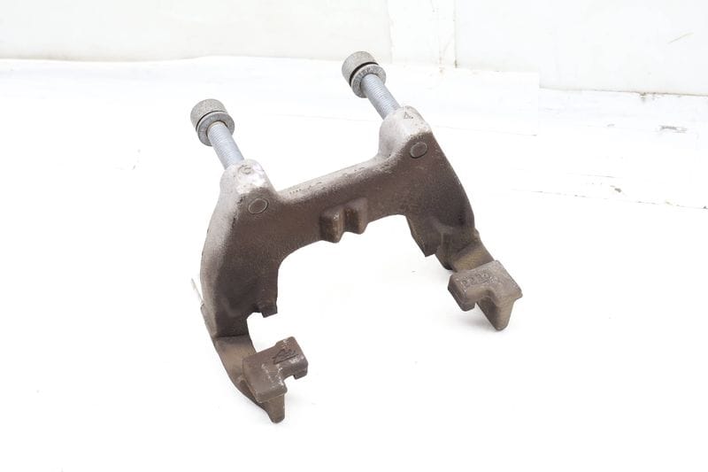 Brake Caliper Carrier / Bracket 5Q0615425C — Used (SKU 668874)