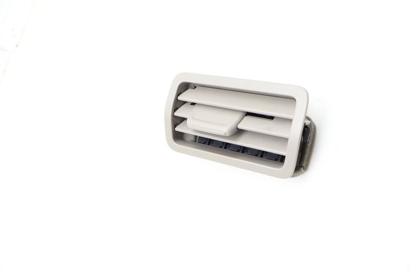 C Pillar Air Vent 3CN820952A — Used (SKU 705997)