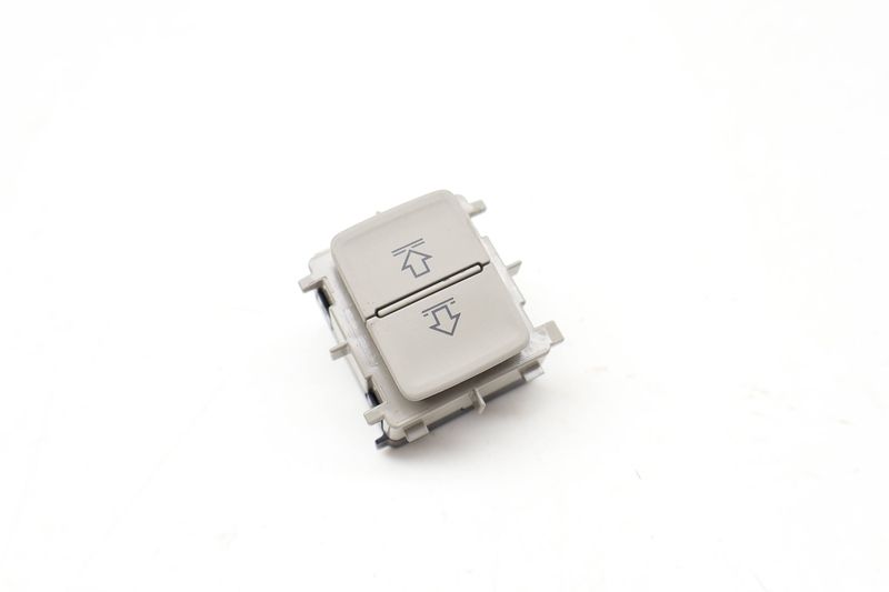 Sunshade / Sun Shade Switch 510959620 — Used (SKU 723326)