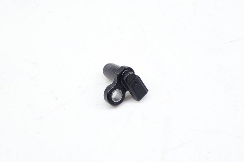 Transmission Speed Sensor / Vss (G182) 0C8927321 — Used (SKU 706359)