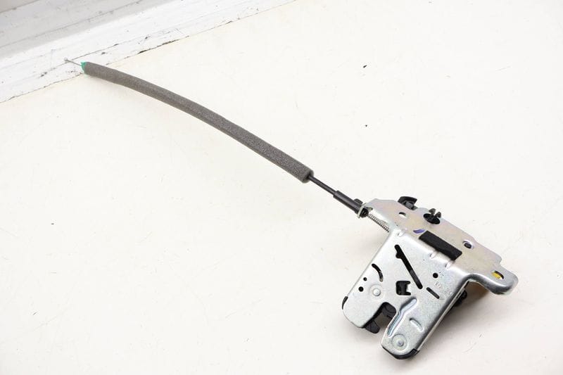 Trunk Latch / Lock 5TA827506D — Used (SKU 706158)