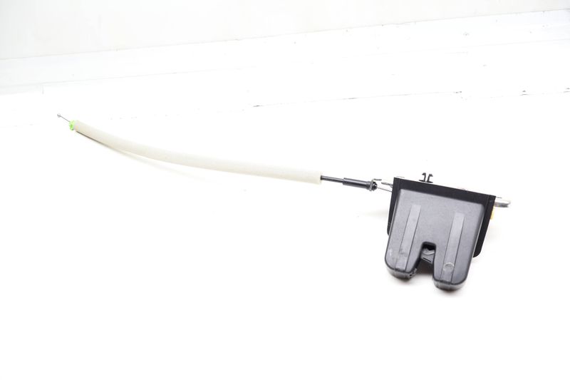 Trunk Latch / Lock 5TA827506D — Used (SKU 723430)
