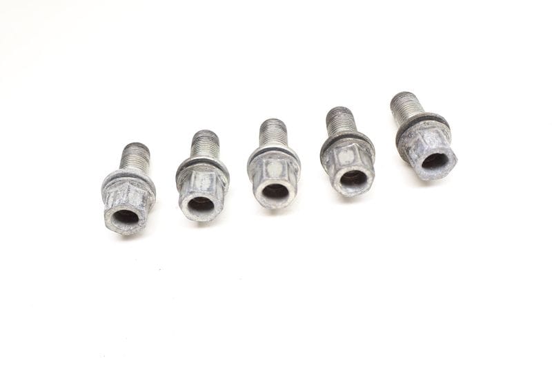 Wheel Lug Bolt / Nut Set (5) WHT002438 — Used (SKU 723319)
