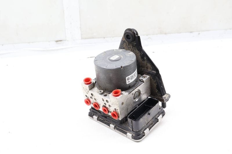 ABS Pump / Module Unit 561614517H — Used (SKU 659094)