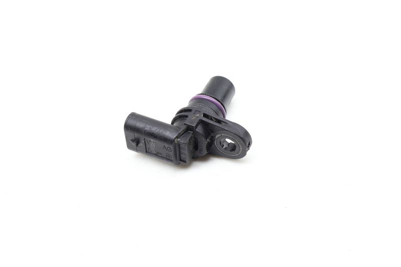 Cam / Camshaft Sensor 04C907601K — Used (SKU 659062)