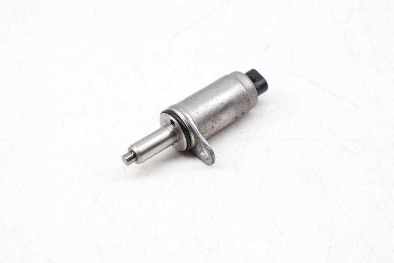 Cam Valve / Camshaft Adjustment Solenoid 06E103697AB — Used (SKU 654885)