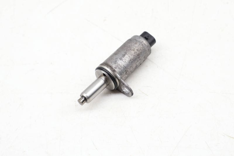 Cam Valve / Camshaft Adjustment Solenoid 06E103697AB — Used (SKU 654887)