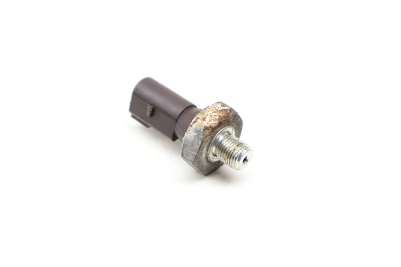 Engine Oil Pressure Sensor / Switch 038919081H — Used (SKU 654904)