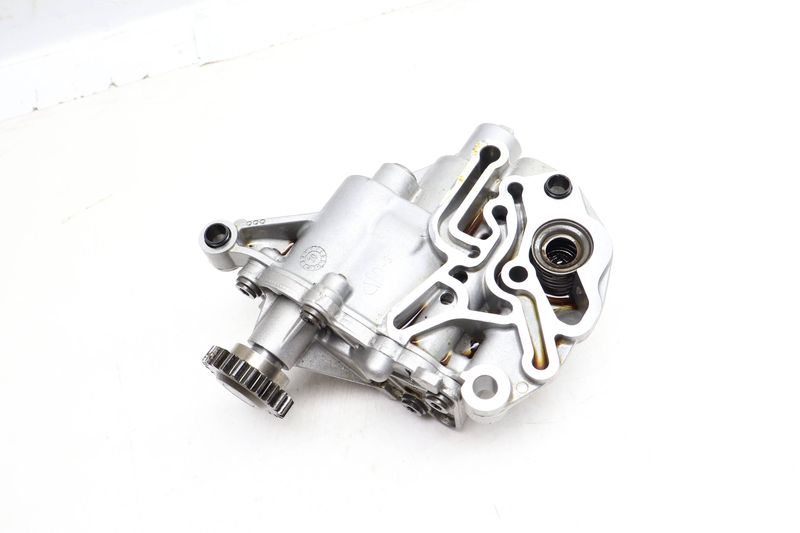 Engine Oil Pump 06H115105FS — Used (SKU 655147)