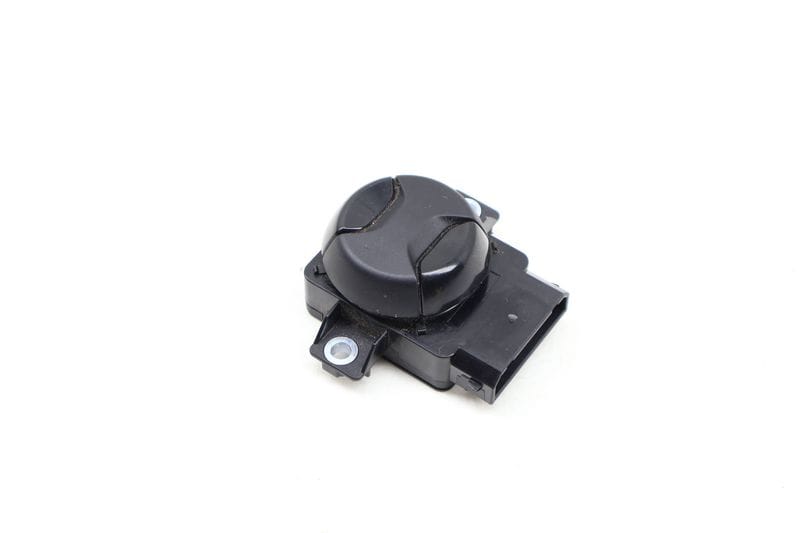 Seat Backrest / Lumbar Adjustment Switch 561959777 — Used (SKU 654794)