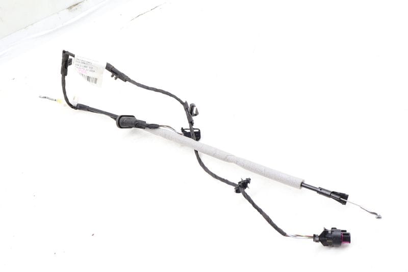 Interior Door Handle Release / Bowden Cable 561837086F — Used (SKU 654976)