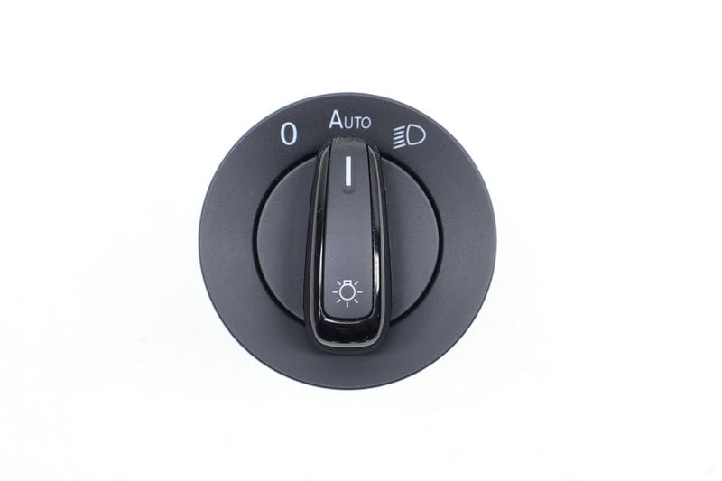 Headlight Switch / Dial 561941431 — Used (SKU 658932)