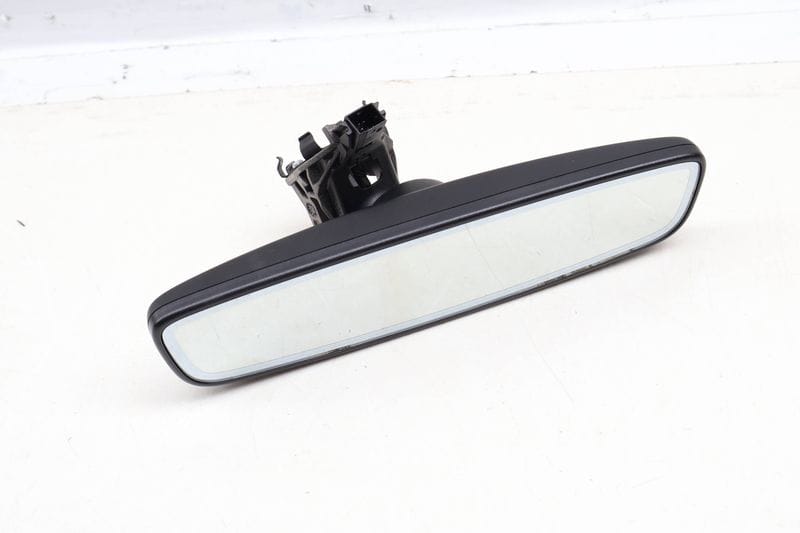 Interior Rear View Mirror w/ Auto Dim 3G0857511AM — Used (SKU 654952)