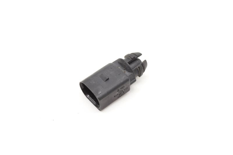 Outside Ambient Air Temperature Sensor 8Z0820535 — Used (SKU 603352)