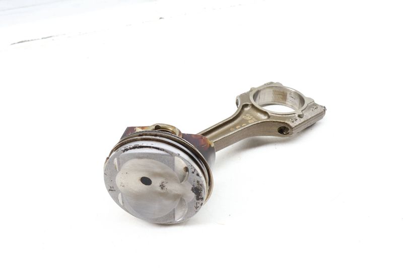 Piston / Connecting Rod 06L107065AN — Used (SKU 659125)
