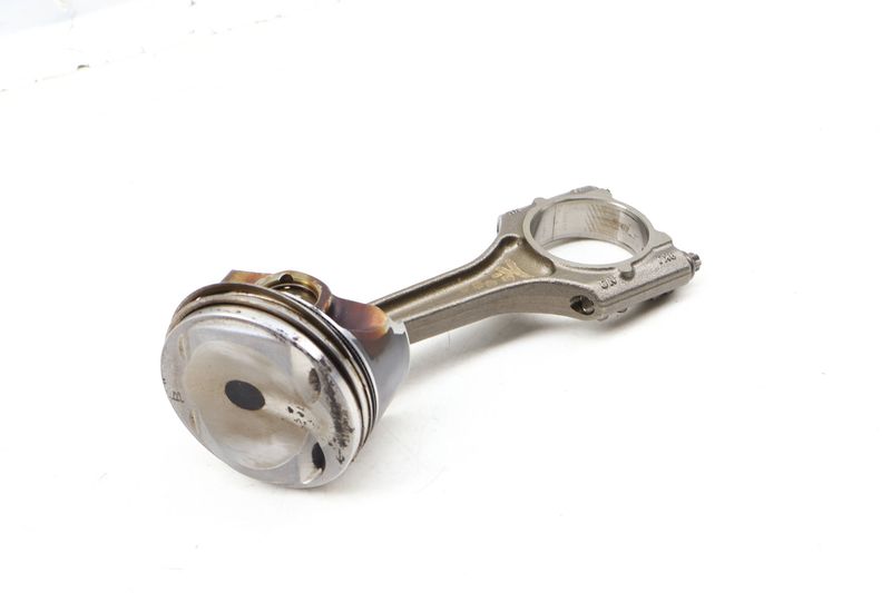 Piston / Connecting Rod 06L107065AN — Used (SKU 659127)