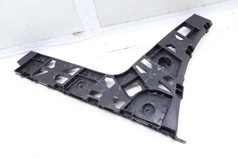 Bumper Mount / Bracket 561807393J — Used (SKU 655071)