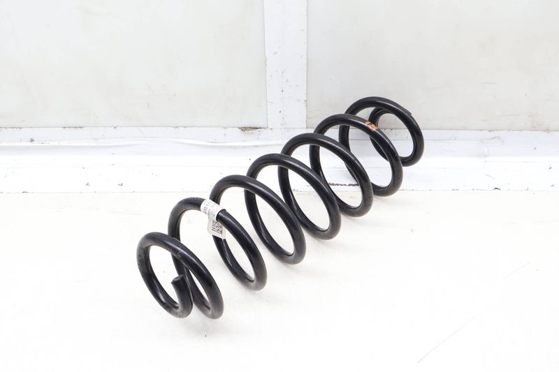 Coil Spring 561511115A — Used (SKU 659146)